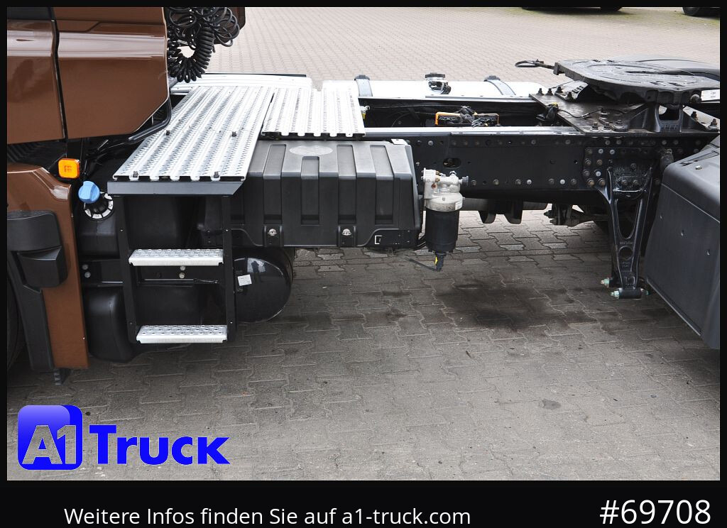 MAN TGX 18,480 BLS Intarder, Standklima, Soundsystem - Tractor unit: picture 2 MAN TGX 18,480 BLS Intarder, Standklima, Soundsystem - Tractor unit: picture 2