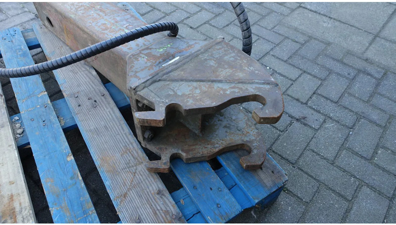 Atlas-Copco CP150 - Attachment for Construction machinery: picture 2 Atlas-Copco CP150 - Attachment for Construction machinery: picture 2
