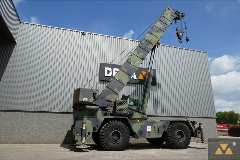 Grove RT875 Ex-army - Rough terrain crane: picture 5 Grove RT875 Ex-army - Rough terrain crane: picture 5