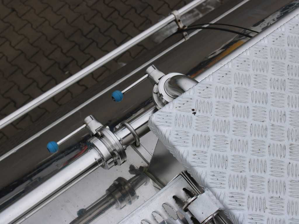 Tank semi-trailer Feldbinder TSA, LIFT AXLE, 32 m³: picture 18 Tank semi-trailer Feldbinder TSA, LIFT AXLE, 32 m³: picture 18