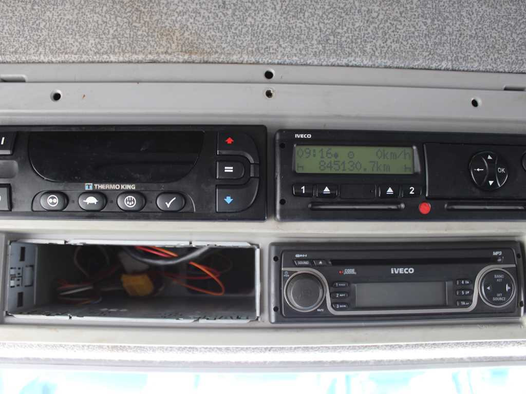 Refrigerator truck Iveco EUROCARGO 120E25, EURO 5, THERMO-KING T-600R: picture 13