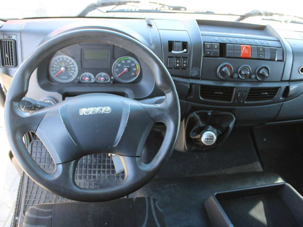 Refrigerator truck Iveco EUROCARGO 120E25, EURO 5, THERMO-KING T-600R: picture 9