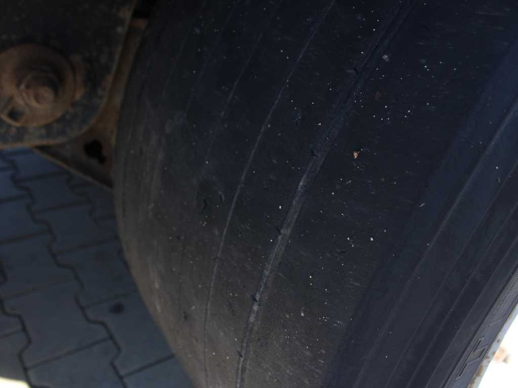 Curtainsider semi-trailer Kögel SN 24 MEGA, SAF, LOWDECK, LIFT AXLE, LIFTING ROOF, MULTILOCK: picture 10 Curtainsider semi-trailer Kögel SN 24 MEGA, SAF, LOWDECK, LIFT AXLE, LIFTING ROOF, MULTILOCK: picture 10