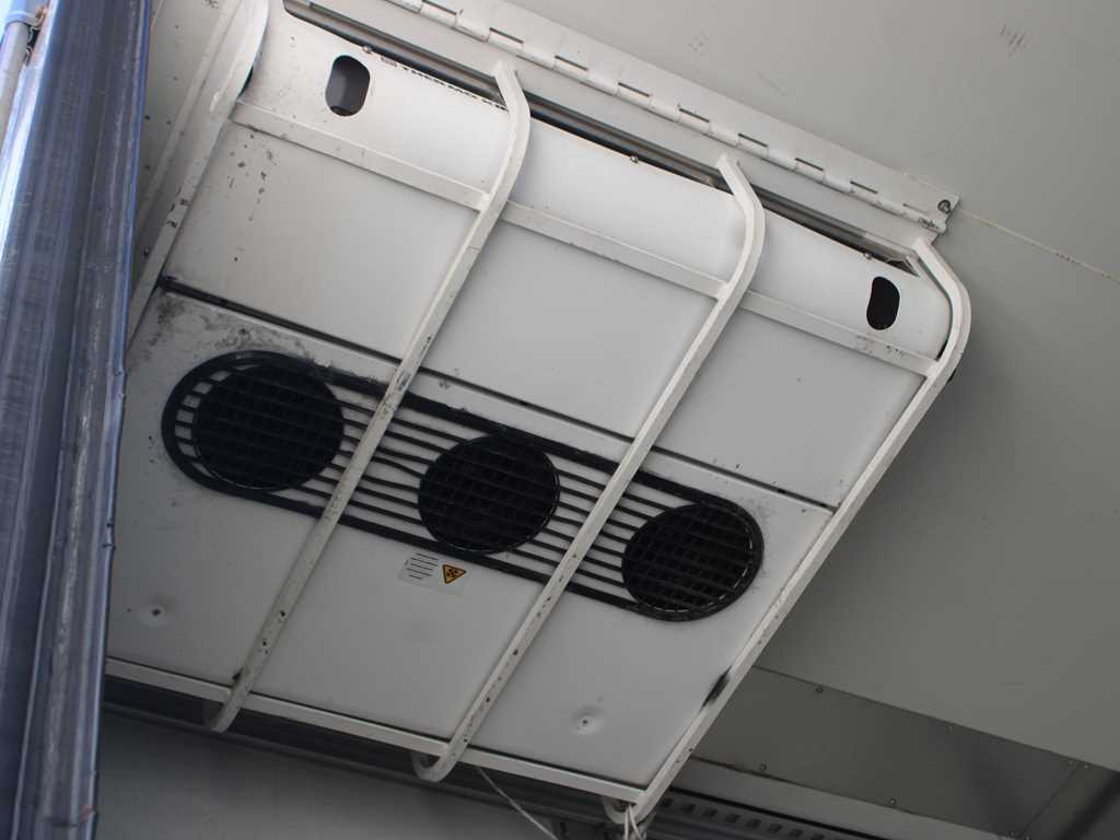 Refrigerator semi-trailer Krone SD, 2X EVAPORATOR, THERMO KING SLXe: picture 11