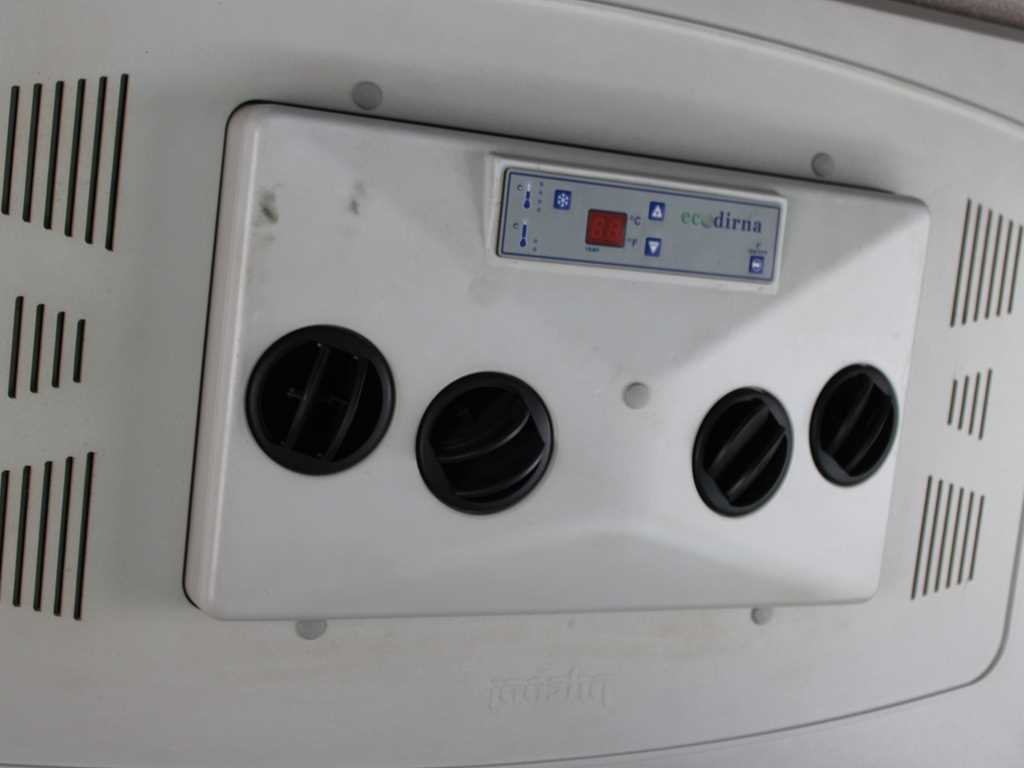 Tractor unit DAF XF 460 FT, EURO 6, INDEPENDENT AIR CONDITIONING: picture 16 Tractor unit DAF XF 460 FT, EURO 6, INDEPENDENT AIR CONDITIONING: picture 16