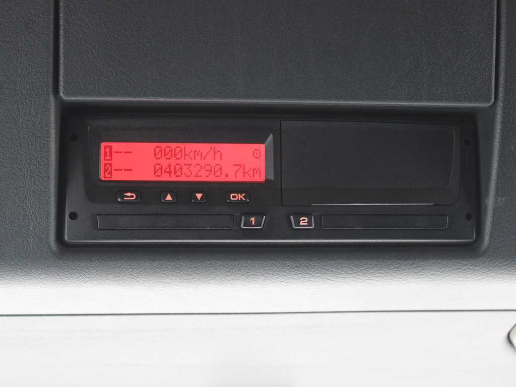 Tractor unit MAN TGS 33.500, 6X6, EURO 6, RETARDER, PALFINGER HYDRAULIC ARM Q170Z96: picture 20 Tractor unit MAN TGS 33.500, 6X6, EURO 6, RETARDER, PALFINGER HYDRAULIC ARM Q170Z96: picture 20