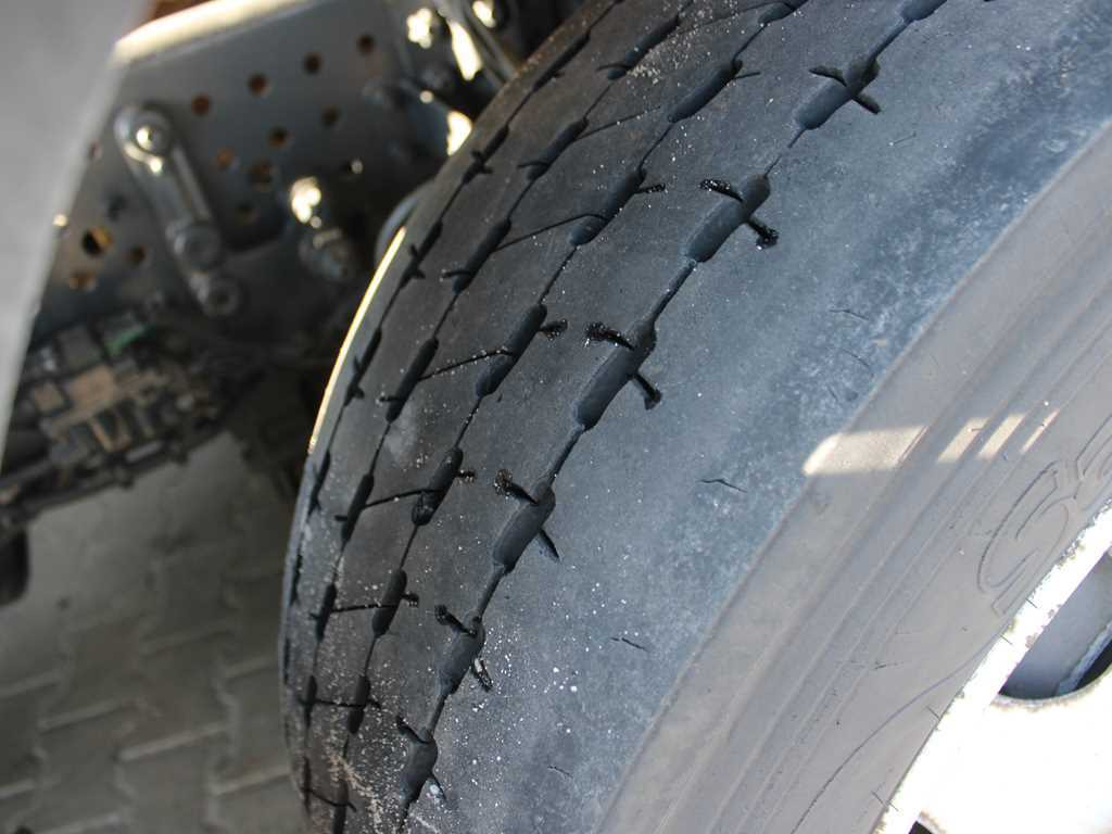 Tractor unit Mercedes-Benz Actros 1848, EURO 6, LOWDECK, PNEU 80%: picture 20