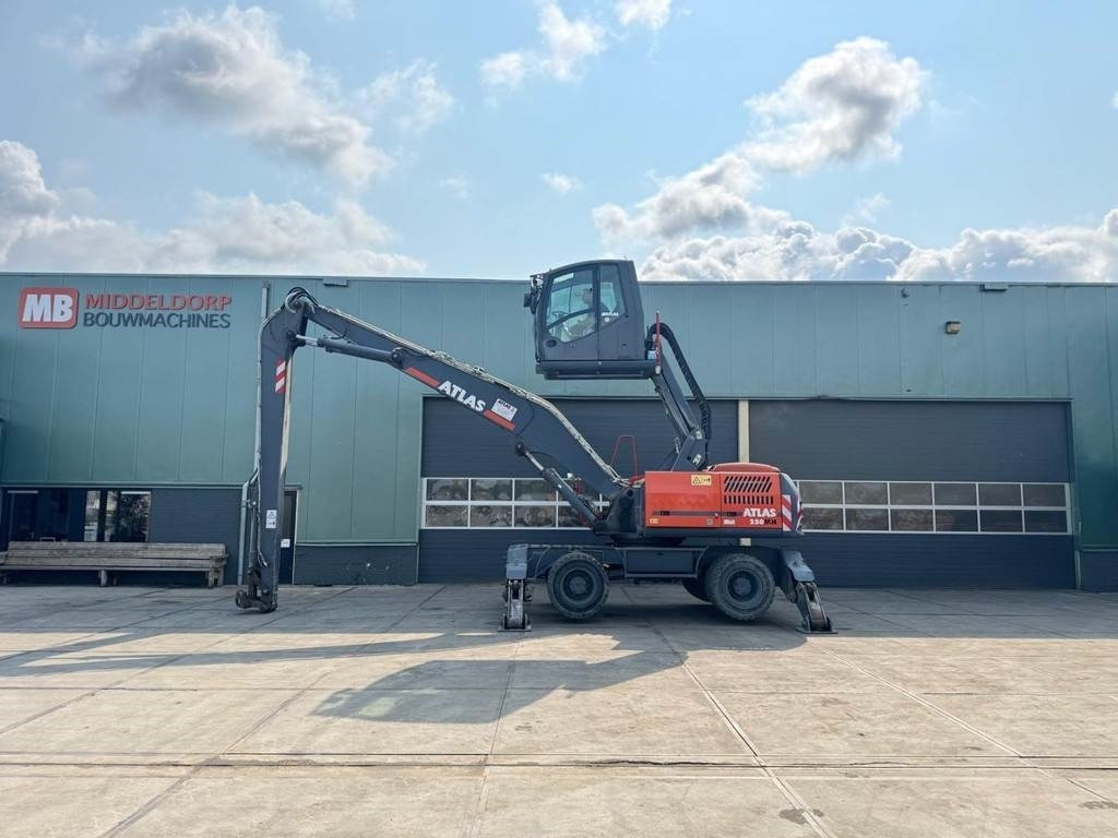 Atlas 250 MH - Waste/ Industry handler: picture 2 Atlas 250 MH - Waste/ Industry handler: picture 2