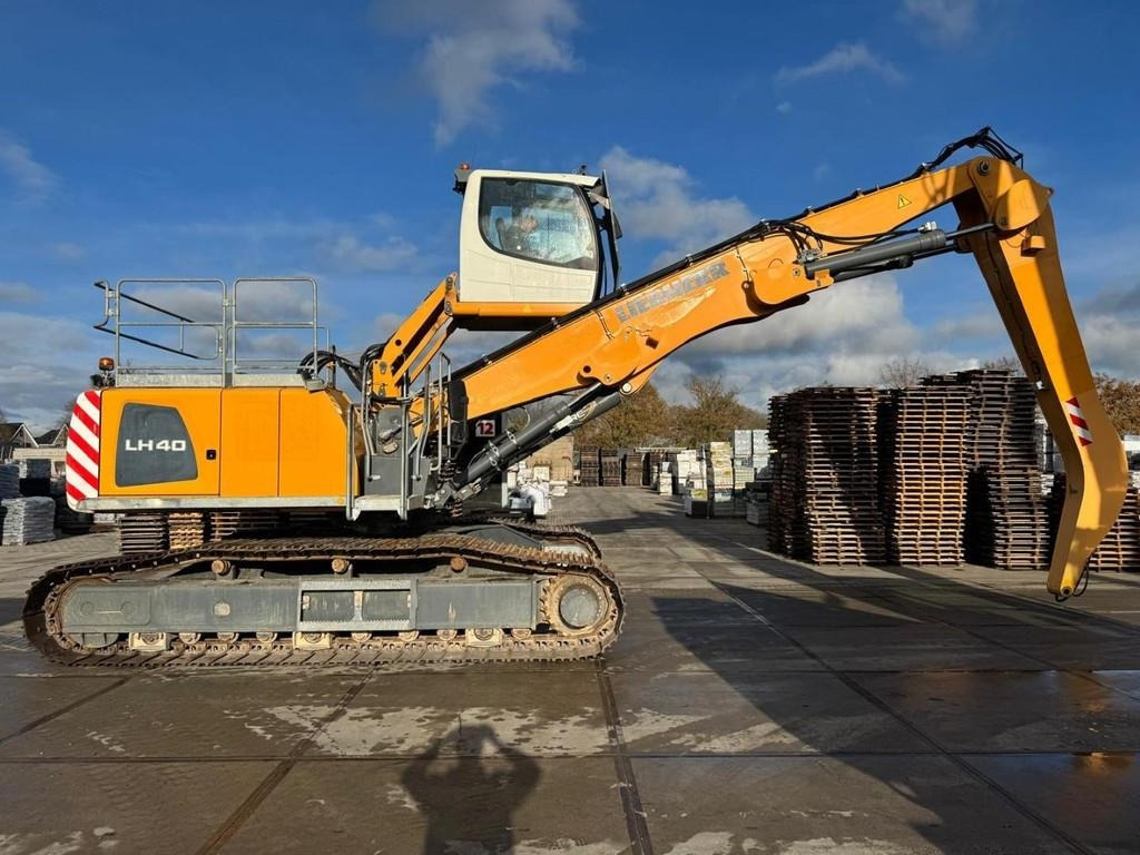 Liebherr LH 40C EW - Waste/ Industry handler: picture 4 Liebherr LH 40C EW - Waste/ Industry handler: picture 4