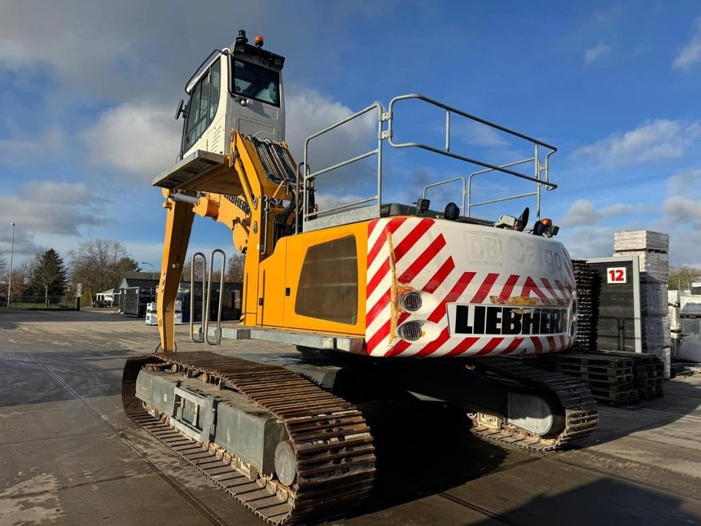 Liebherr LH 40C EW - Waste/ Industry handler: picture 3 Liebherr LH 40C EW - Waste/ Industry handler: picture 3