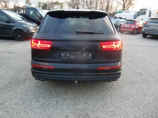Audi SQ7 4,0 TDi V8 S line - SUV: picture 5 Audi SQ7 4,0 TDi V8 S line - SUV: picture 5