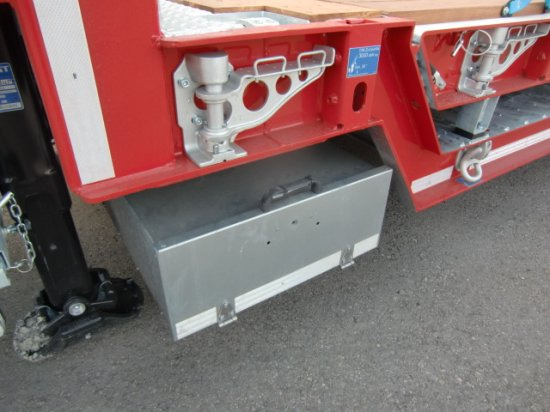 New Low loader semi-trailer HUMBAUR HTSK 30 schräg, 3-Achs Tieflader, Radmulden, Liftachse, Nachlaufachse, Verzinkt: picture 12
