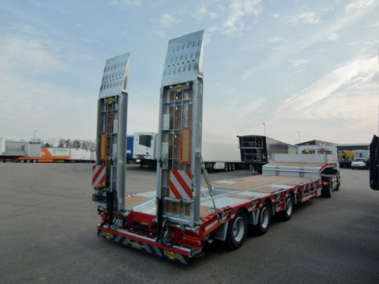 New Low loader semi-trailer HUMBAUR HTSK 30 schräg, 3-Achs Tieflader, Radmulden, Liftachse, Nachlaufachse, Verzinkt: picture 6