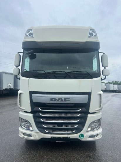 DAF XF 106.460 SSC, Automatik, Retarder, EURO6 - Tractor unit: picture 2 DAF XF 106.460 SSC, Automatik, Retarder, EURO6 - Tractor unit: picture 2