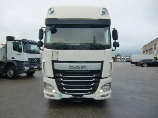 DAF XF 106.460 SSC, Intarder - Tractor unit: picture 2 DAF XF 106.460 SSC, Intarder - Tractor unit: picture 2