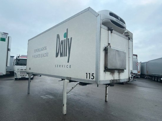 Weinmann Kühlwechselpritsche, Thermo King T-1200R/50 Bj. 2017 u. 19/ 4 Einheiten verfügbar - Container transporter/ Swap body trailer: picture 1 Weinmann Kühlwechselpritsche, Thermo King T-1200R/50 Bj. 2017 u. 19/ 4 Einheiten verfügbar - Container transporter/ Swap body trailer: picture 1