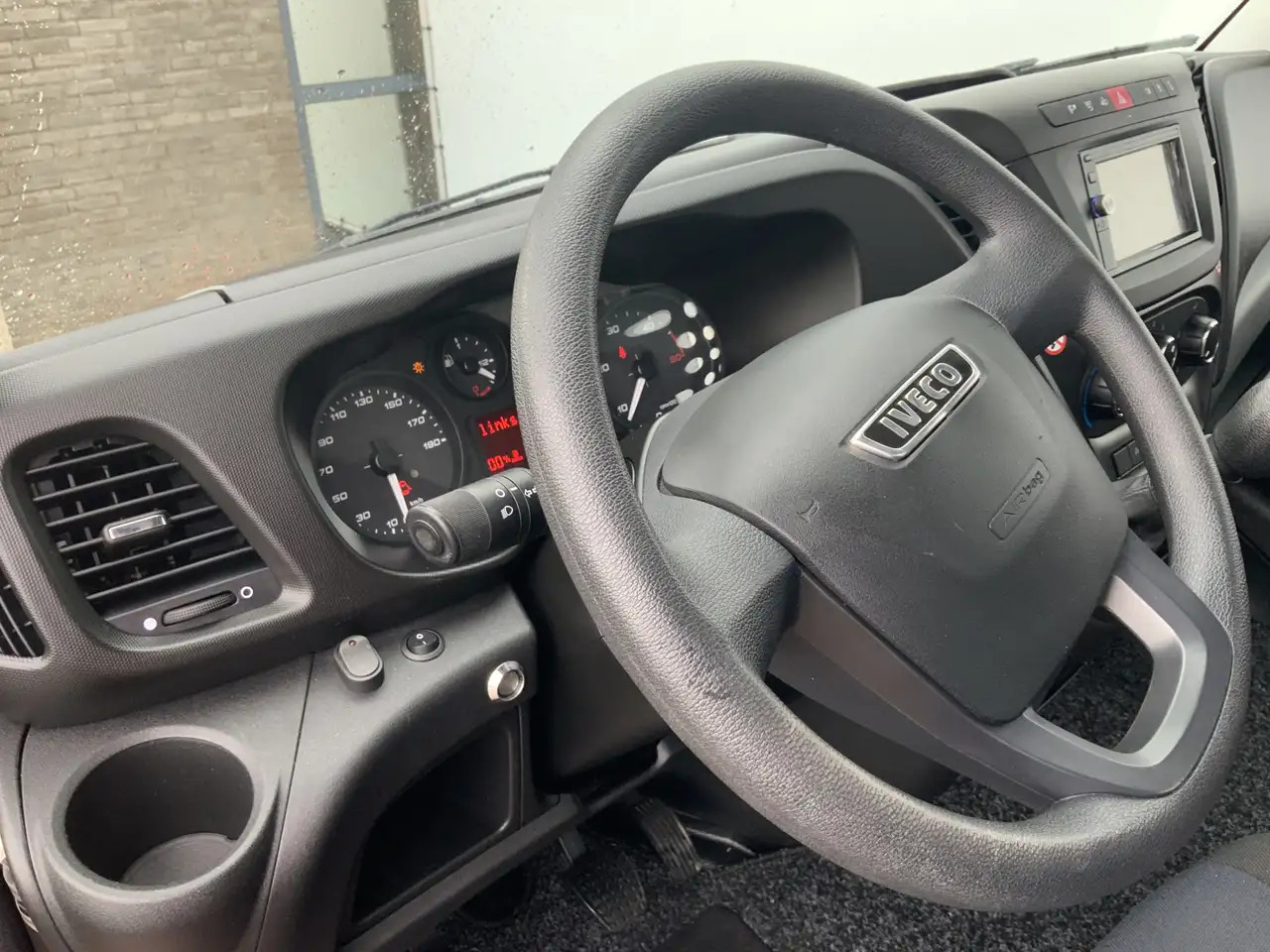 Open body delivery van Iveco Daily 35C14 2.3 375 Pick Up & LaadLift Airco Navi Trekha: picture 11