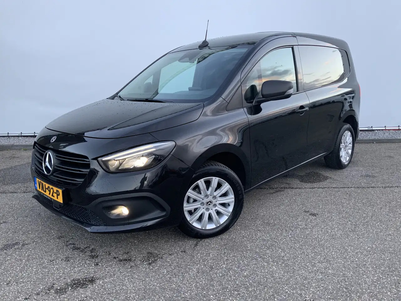 Mercedes-Benz Citan 110 CDI Airco Cruise Scherm navi Euro 6 - Small van: picture 1 Mercedes-Benz Citan 110 CDI Airco Cruise Scherm navi Euro 6 - Small van: picture 1