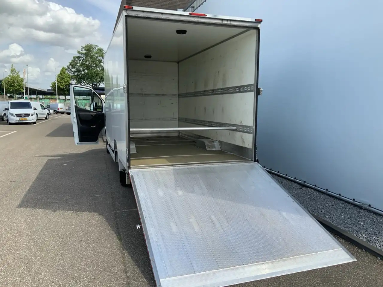 Box van Mercedes-Benz Sprinter 314 2.2 CDI 432 Automaat Meubelbak & Klep Veer Air: picture 13