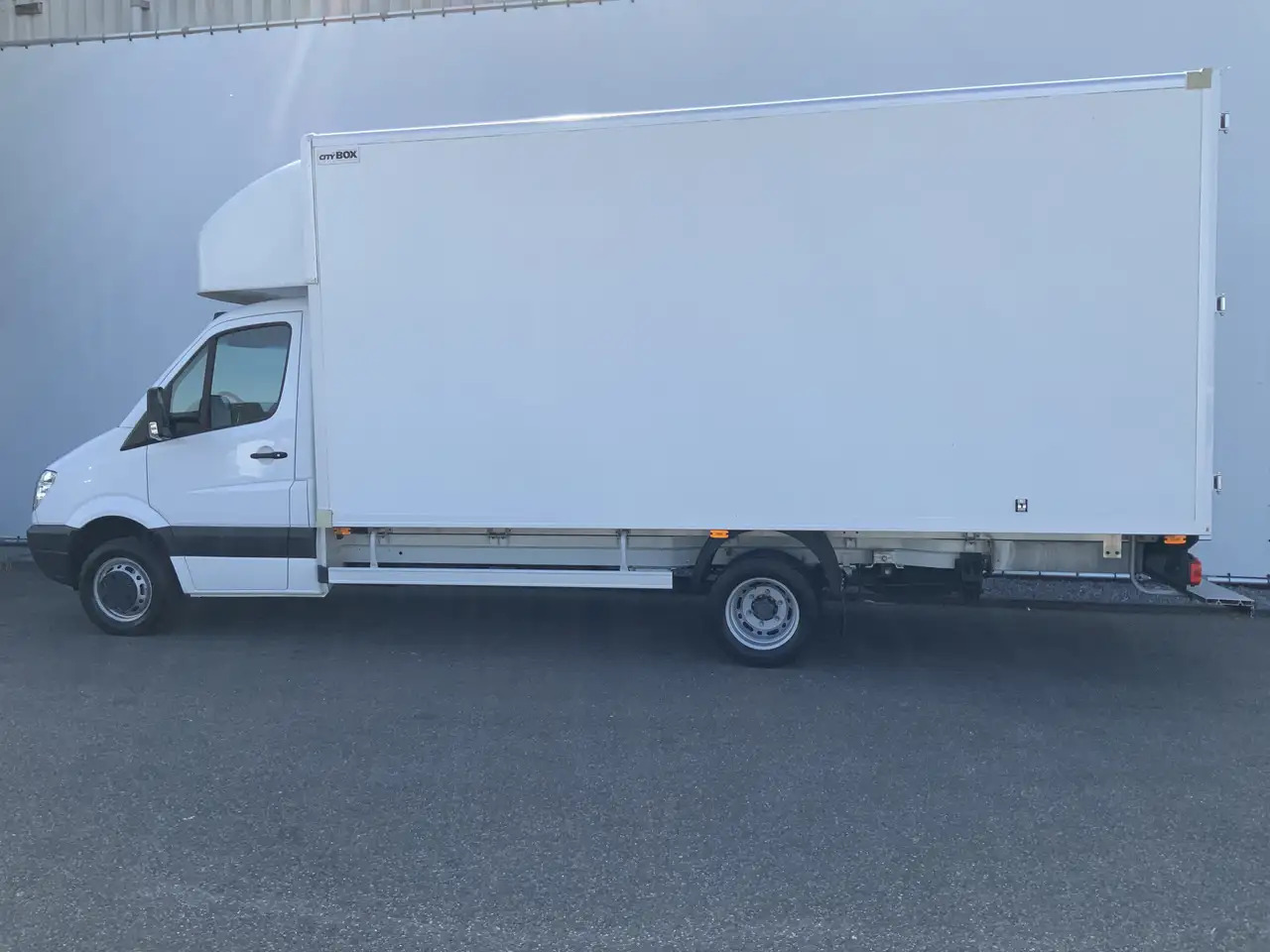 Mercedes-Benz Sprinter 515 2.2 CDI 432 Meubelbak 5,10 MTR.&Deuren Airco 3 - Box van: picture 3 Mercedes-Benz Sprinter 515 2.2 CDI 432 Meubelbak 5,10 MTR.&Deuren Airco 3 - Box van: picture 3
