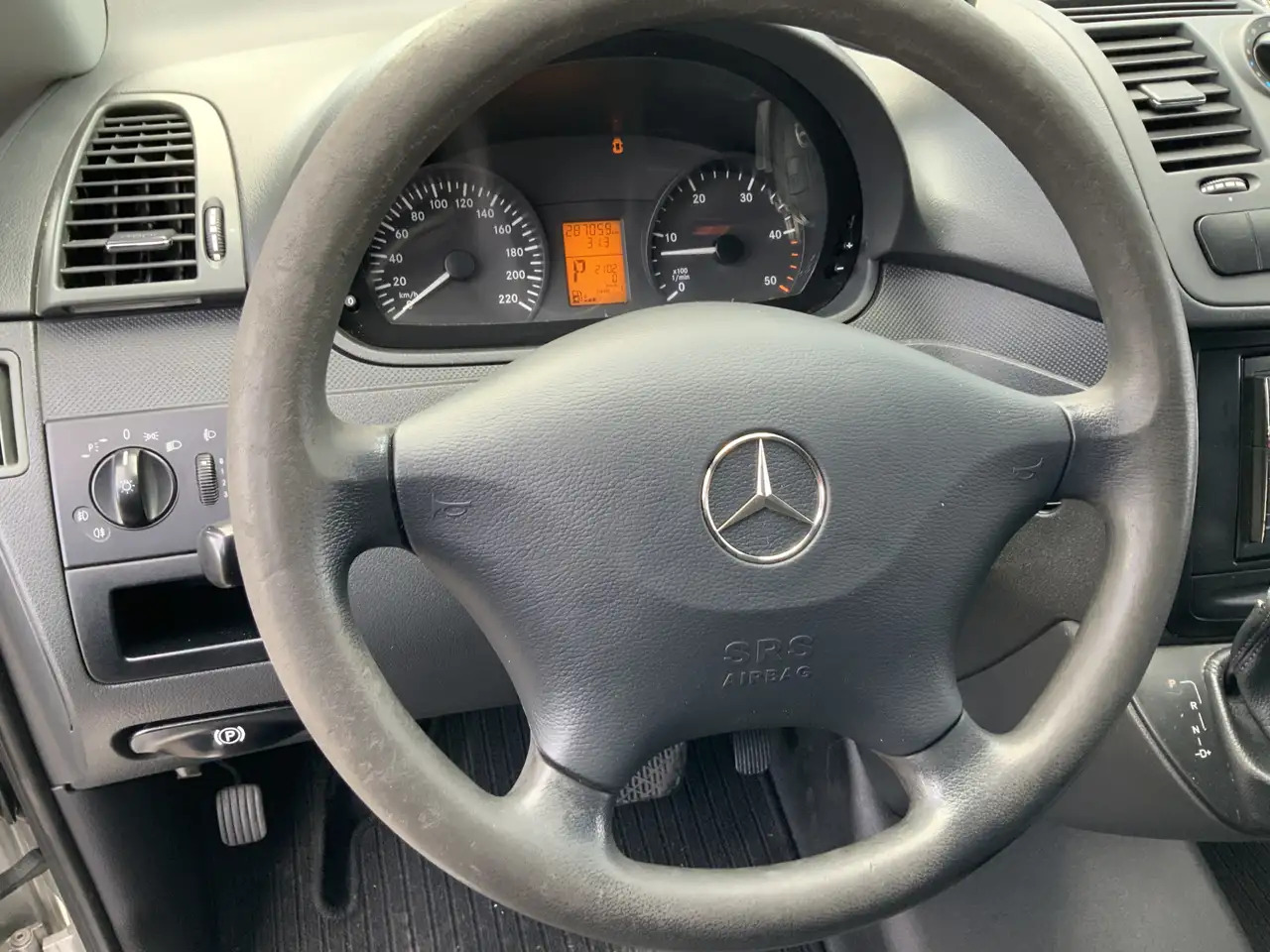 Mercedes-Benz Vito 122 CDI Automaat Koel Auto werkt 100 % 0.gr Airco - Refrigerated van: picture 4 Mercedes-Benz Vito 122 CDI Automaat Koel Auto werkt 100 % 0.gr Airco - Refrigerated van: picture 4