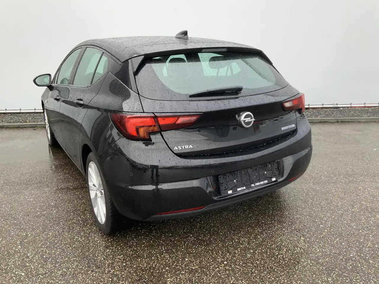 Opel Astra 1.6 BiTurbo Business Executive Airco Cruise Navi A - Hatchback: picture 2 Opel Astra 1.6 BiTurbo Business Executive Airco Cruise Navi A - Hatchback: picture 2
