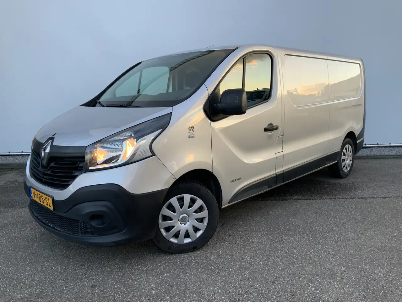 Renault Trafic 1.6 dCi T29 L2H1 Comfort Airco Cruise 3 Zits EXPOR - Other machinery: picture 1 Renault Trafic 1.6 dCi T29 L2H1 Comfort Airco Cruise 3 Zits EXPOR - Other machinery: picture 1