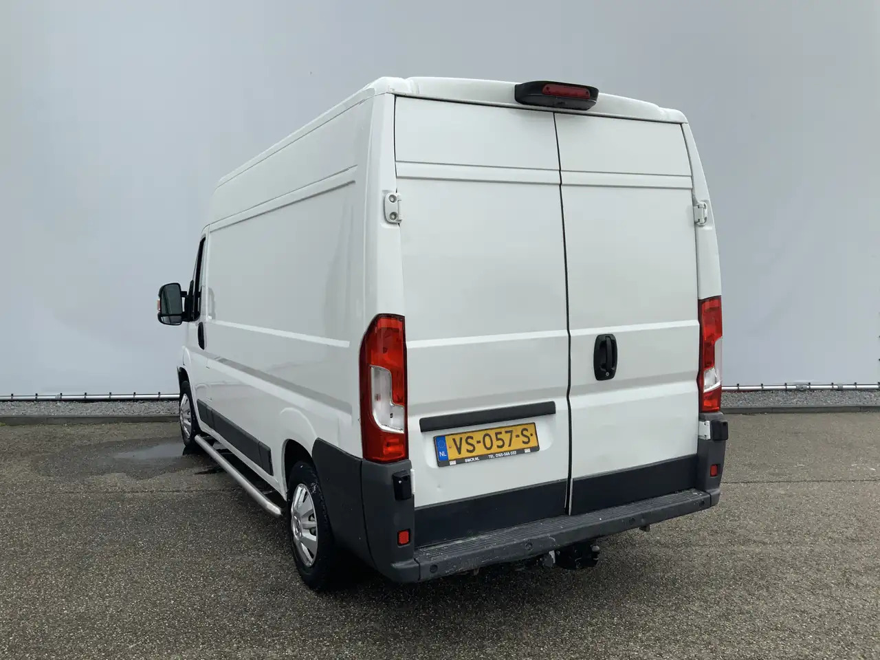 Peugeot Boxer 330 2.2 HDI L2H2 Première Airco Cruise Camera side - Panel van: picture 3 Peugeot Boxer 330 2.2 HDI L2H2 Première Airco Cruise Camera side - Panel van: picture 3