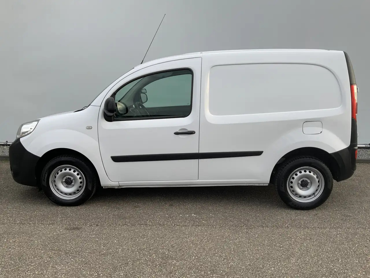 Renault Kangoo 1.5 dCi 90 Energy Luxe Airco Cruise Euro 6 - Small van: picture 3 Renault Kangoo 1.5 dCi 90 Energy Luxe Airco Cruise Euro 6 - Small van: picture 3
