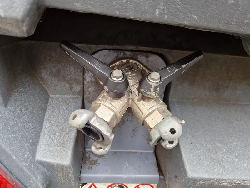 Air compressor Atlas-Copco XAS57: picture 11