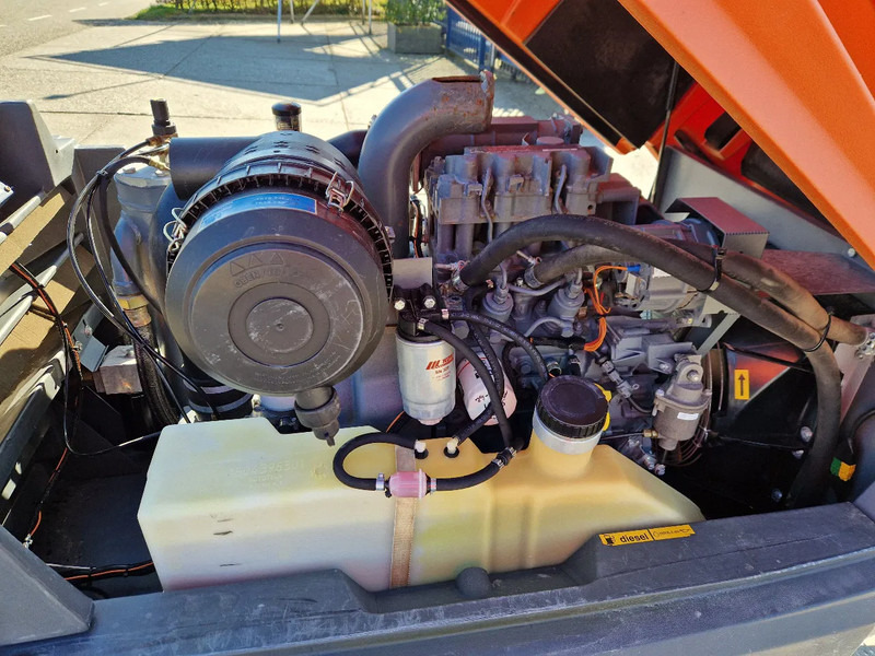 Air compressor Atlas-Copco XAS57: picture 7