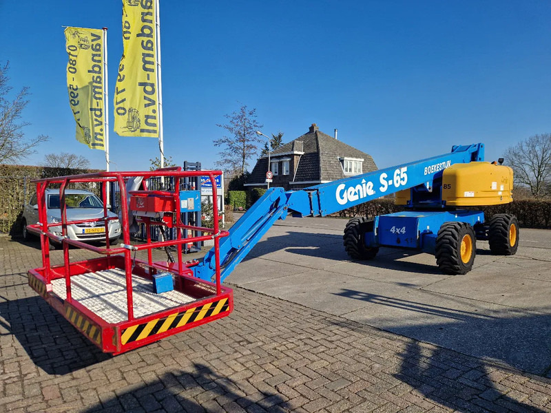 Genie S65 4x4, werkhoogte 21.60m. - Telescopic boom: picture 2 Genie S65 4x4, werkhoogte 21.60m. - Telescopic boom: picture 2
