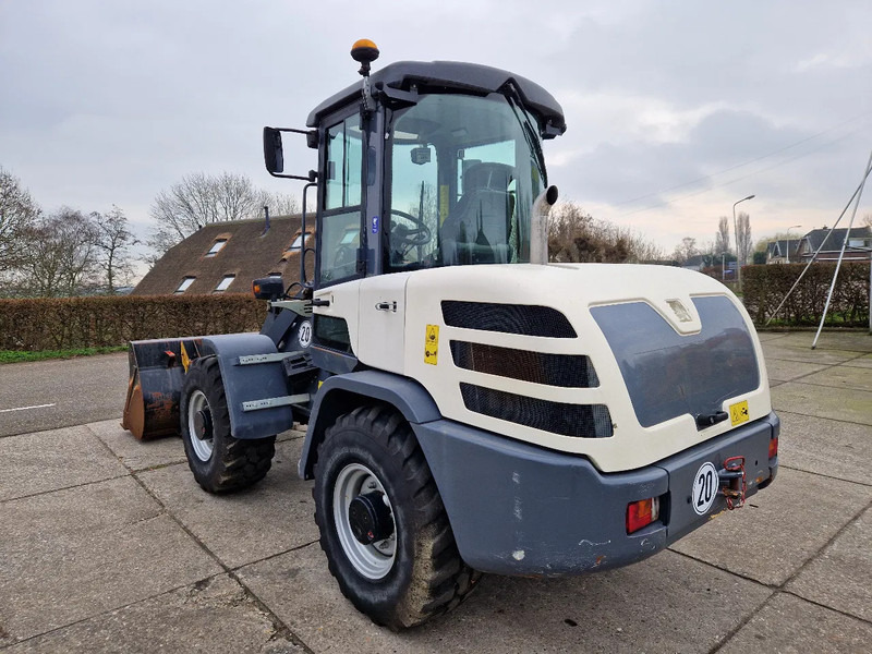 Terex TL80 met 1704 uur - Wheel loader: picture 4 Terex TL80 met 1704 uur - Wheel loader: picture 4