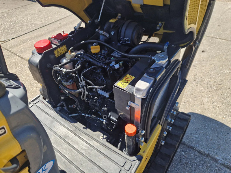 Yanmar SV08-1A gewicht 960kg. - Mini excavator: picture 4 Yanmar SV08-1A gewicht 960kg. - Mini excavator: picture 4