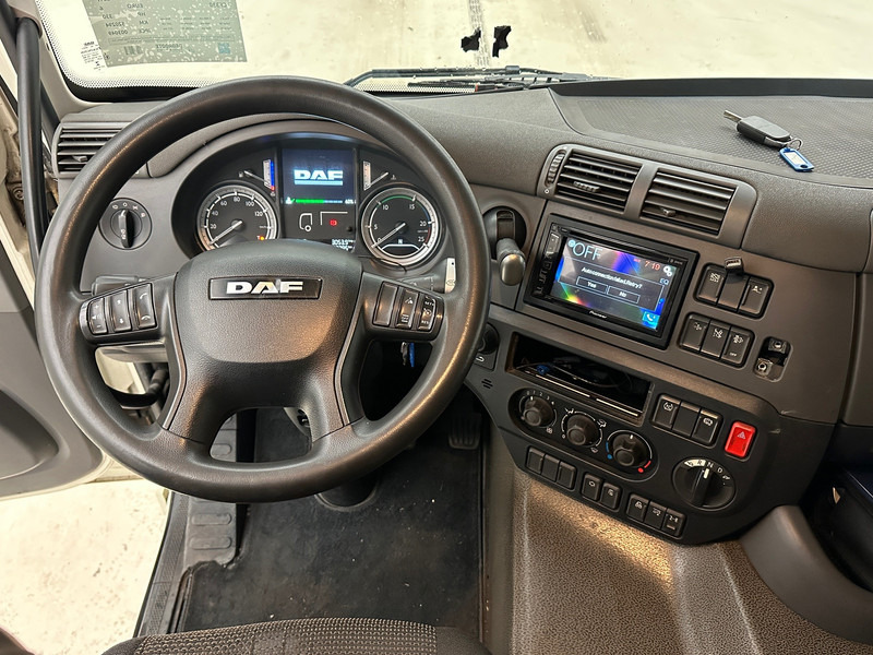 Box truck DAF CF 330 - 6x2: picture 11