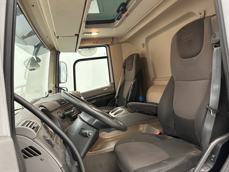 Dropside/ Flatbed truck DAF CF 330: picture 10 Dropside/ Flatbed truck DAF CF 330: picture 10