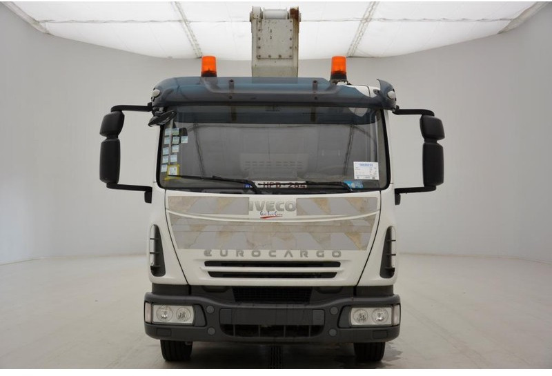 Iveco Eurocargo 120E18 - Truck mounted aerial platform: picture 2 Iveco Eurocargo 120E18 - Truck mounted aerial platform: picture 2