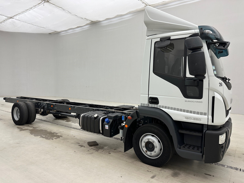 Iveco Eurocargo 120E25 - Cab chassis truck: picture 3 Iveco Eurocargo 120E25 - Cab chassis truck: picture 3