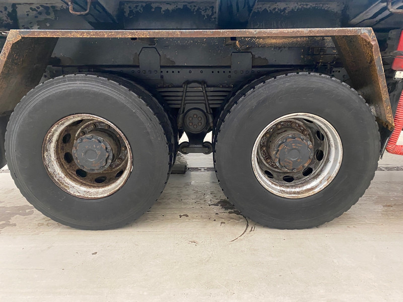 MAN TGA 26.360 - 6x4 - Tipper, Crane truck: picture 5 MAN TGA 26.360 - 6x4 - Tipper, Crane truck: picture 5