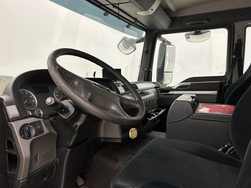 Refrigerator truck MAN TGS 18.320: picture 10 Refrigerator truck MAN TGS 18.320: picture 10