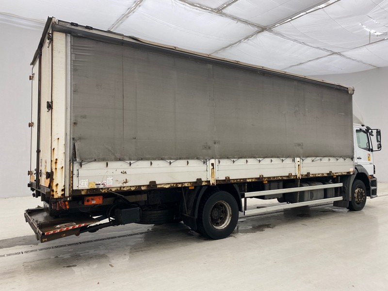 Mercedes-Benz Axor 1824 - Curtainsider truck: picture 4 Mercedes-Benz Axor 1824 - Curtainsider truck: picture 4