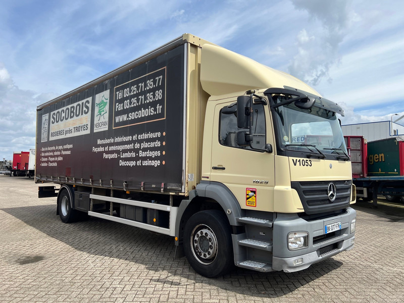 Mercedes-Benz Axor 1828 - Curtainsider truck: picture 3 Mercedes-Benz Axor 1828 - Curtainsider truck: picture 3