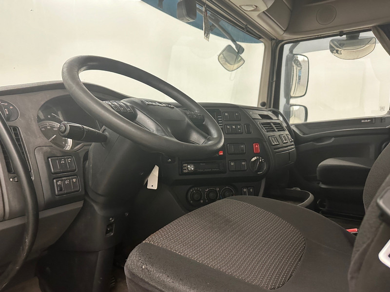 Tractor unit DAF XF 460 Super Space Cab: picture 8 Tractor unit DAF XF 460 Super Space Cab: picture 8