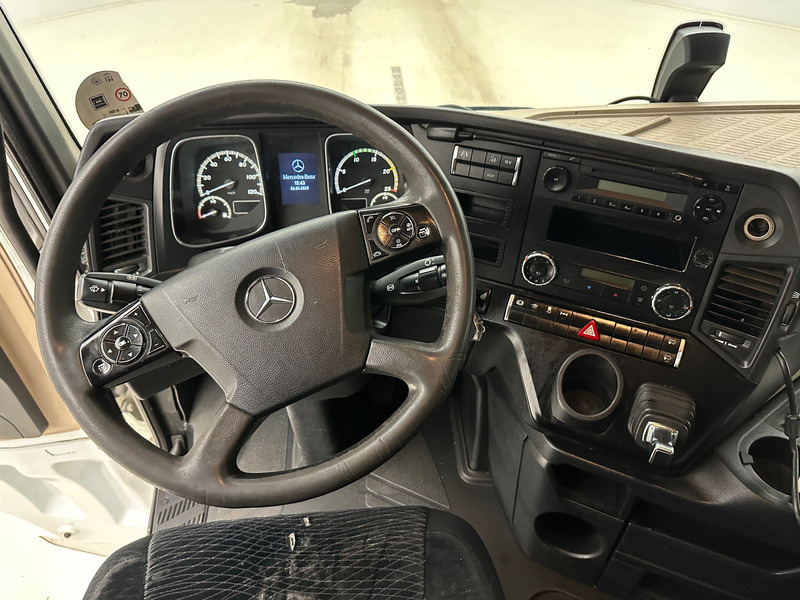 Tractor unit Mercedes-Benz Actros 1842: picture 10