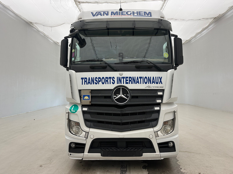 Mercedes-Benz Actros 1842 - Tractor unit: picture 2 Mercedes-Benz Actros 1842 - Tractor unit: picture 2