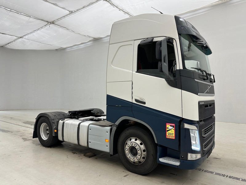 Volvo FH 420 Globetrotter - ADR - Tractor unit: picture 3 Volvo FH 420 Globetrotter - ADR - Tractor unit: picture 3