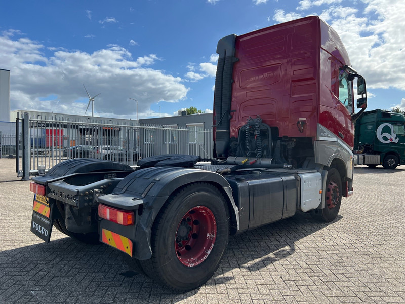Volvo FH13.420 Globetrotter - ADR - Tractor unit: picture 4 Volvo FH13.420 Globetrotter - ADR - Tractor unit: picture 4