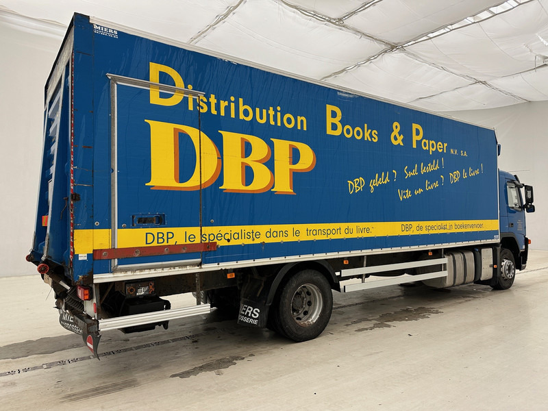 Volvo FM 300 - Box truck: picture 5 Volvo FM 300 - Box truck: picture 5