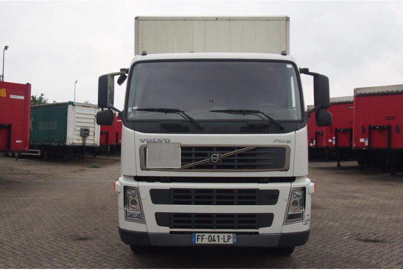 Volvo FM9.260* - Box truck: picture 2 Volvo FM9.260* - Box truck: picture 2