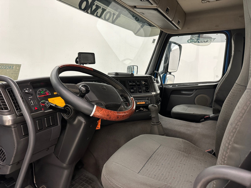 Cab chassis truck Volvo FM9.260*: picture 9
